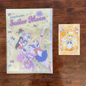 Sailor Moon plastic folder and postcard set